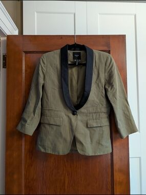 Smythe Linen Blend Olive Green Blazer with Black Sill Shawl Collar Size 10